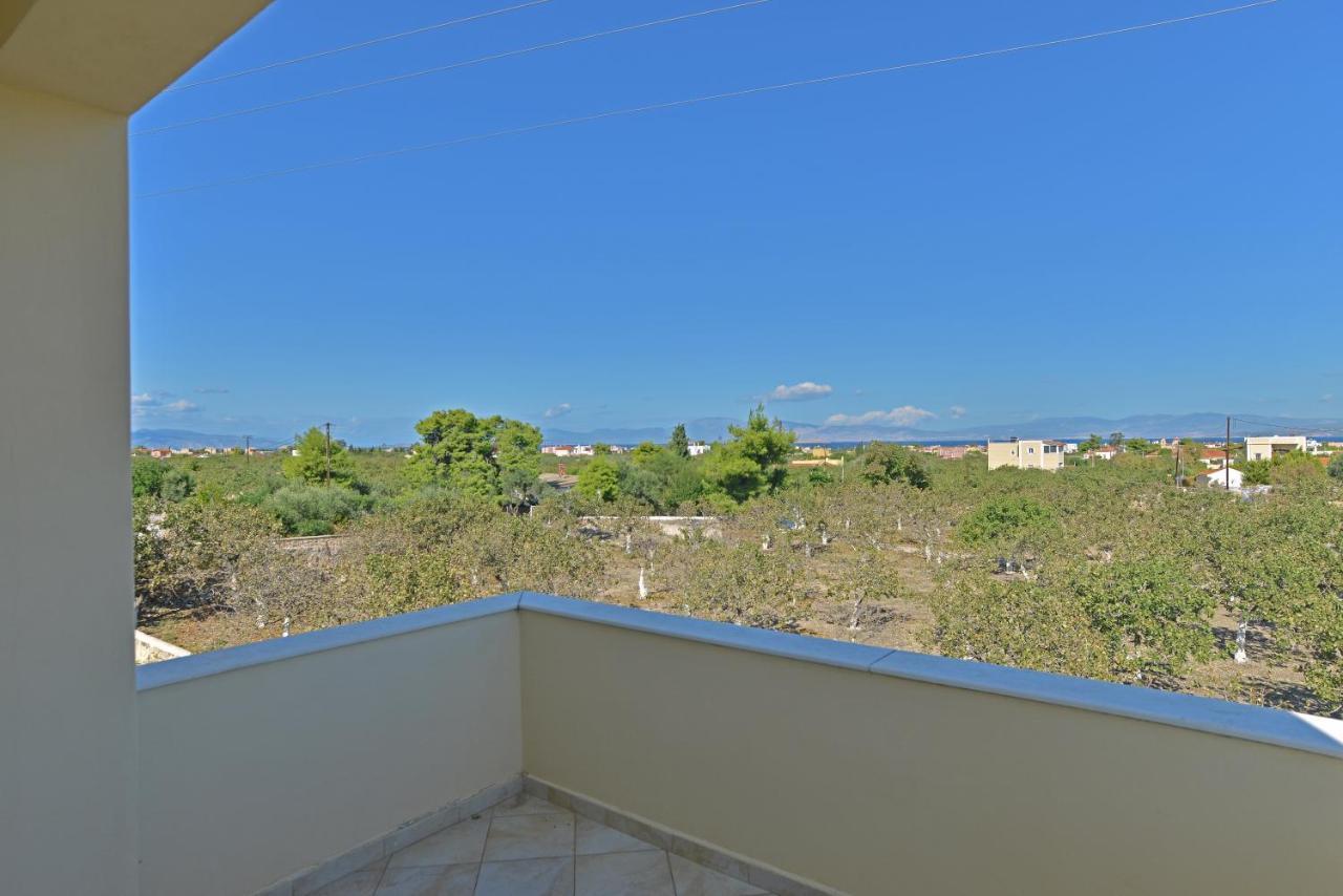 VILLA KONSTANTINOS 6 bedrooms Aegina Exterior foto