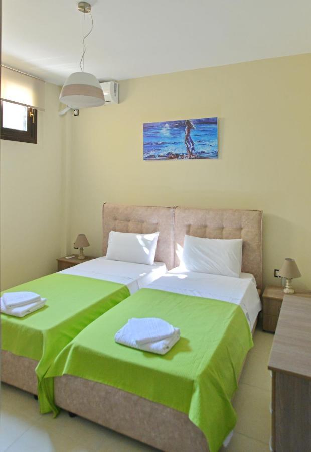 VILLA KONSTANTINOS 6 bedrooms Aegina Exterior foto